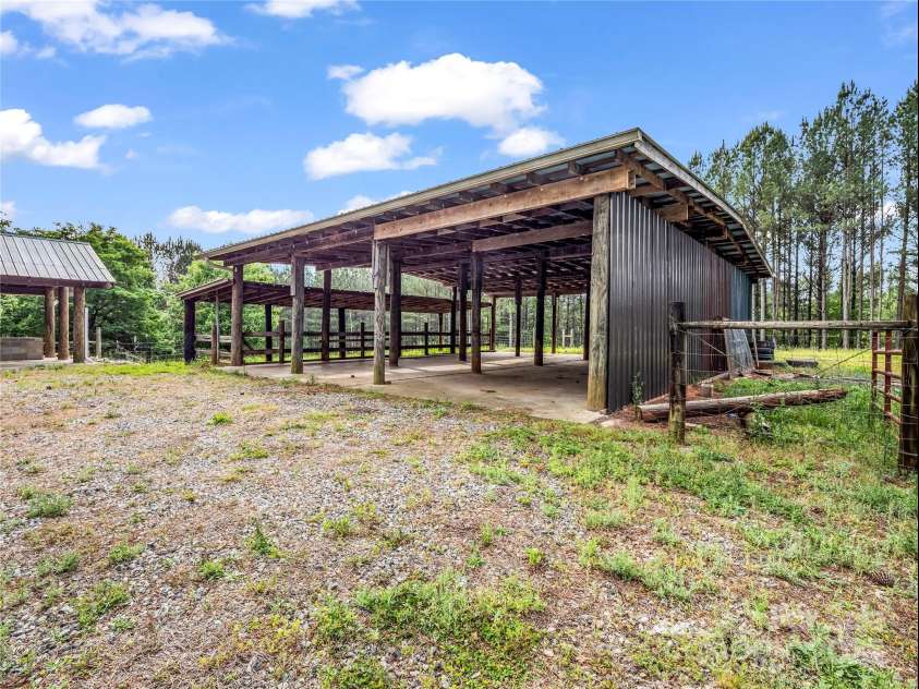423 Dills Road, Rutherfordton, NC 28139.  MLS# CAR4223716, YatesRealty ID 12765. 