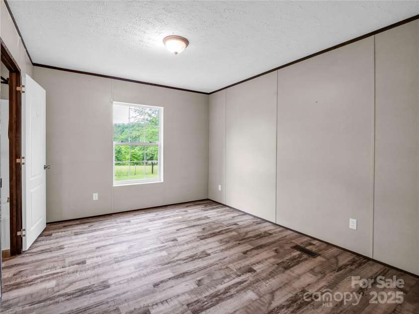 423 Dills Road, Rutherfordton, NC 28139.  MLS# CAR4223716, YatesRealty ID 12765. Flex Space/Office/Nursery