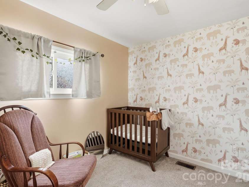 211 Ratchford Farm Road, Gastonia, NC 28056.  MLS# CAR4336417, YatesRealty ID 12767. 