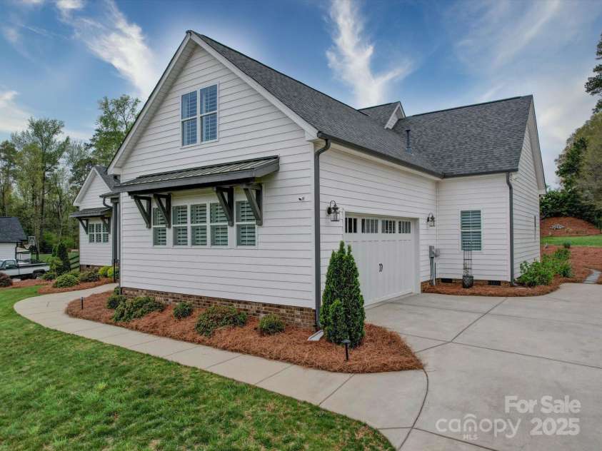 630 Deese Road, Monroe, NC 28110.  MLS# CAR4241829, YatesRealty ID 12767. 