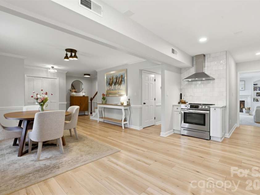 4354 Silo Lane, Charlotte, NC 28226.  MLS# CAR4359164, YatesRealty ID 12768. 