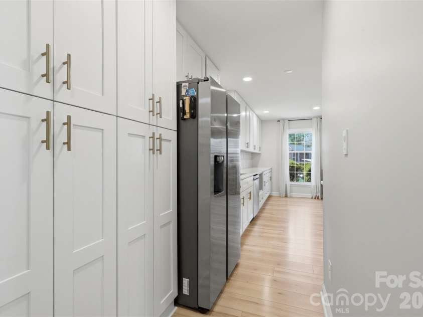4354 Silo Lane, Charlotte, NC 28226.  MLS# CAR4359164, YatesRealty ID 12768. 