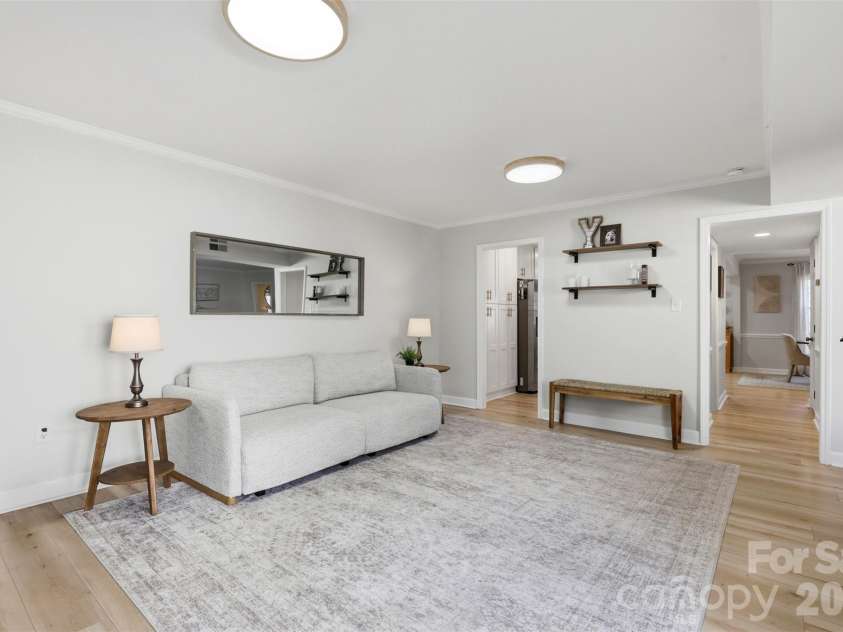 4354 Silo Lane, Charlotte, NC 28226.  MLS# CAR4359164, YatesRealty ID 12768. 