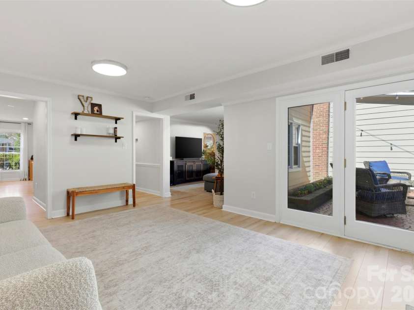 4354 Silo Lane, Charlotte, NC 28226.  MLS# CAR4359164, YatesRealty ID 12768. 