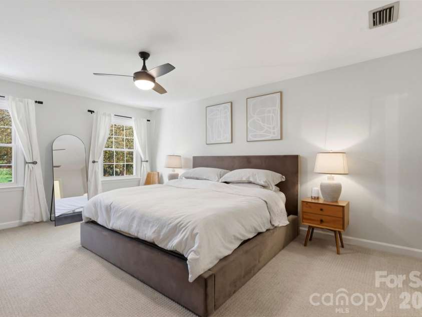 4354 Silo Lane, Charlotte, NC 28226.  MLS# CAR4359164, YatesRealty ID 12768. 