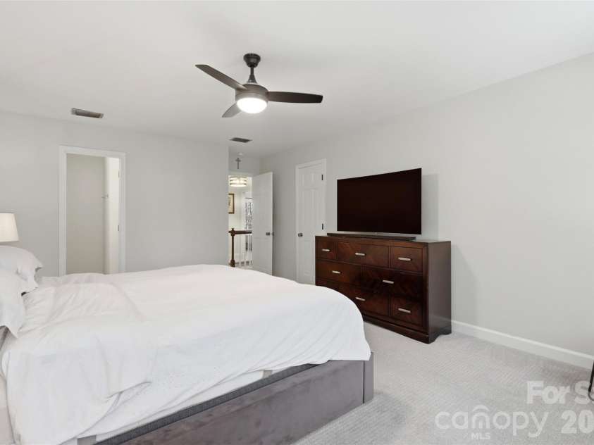 4354 Silo Lane, Charlotte, NC 28226.  MLS# CAR4359164, YatesRealty ID 12768. 