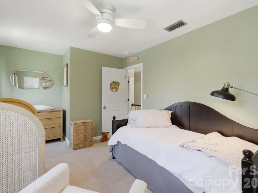 4354 Silo Lane, Charlotte, NC 28226.  MLS# CAR4359164, YatesRealty ID 12768. 