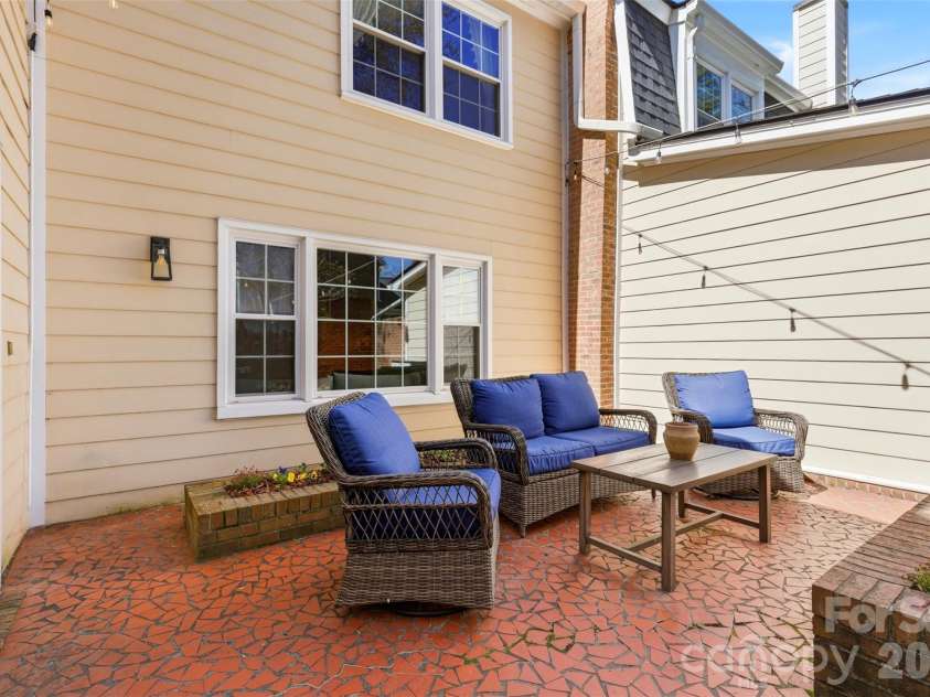 4354 Silo Lane, Charlotte, NC 28226.  MLS# CAR4359164, YatesRealty ID 12768. 