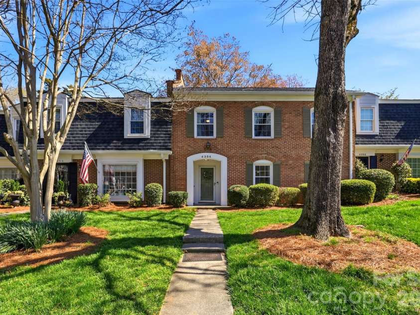 4354 Silo Lane, Charlotte, NC 28226.  MLS# CAR4359164, YatesRealty ID 12768. 
