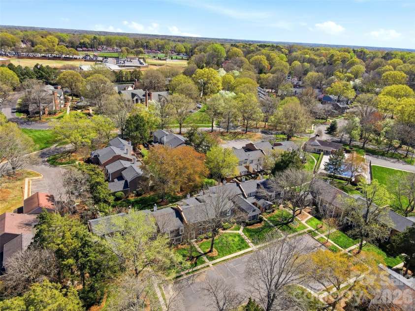4354 Silo Lane, Charlotte, NC 28226.  MLS# CAR4359164, YatesRealty ID 12768. 