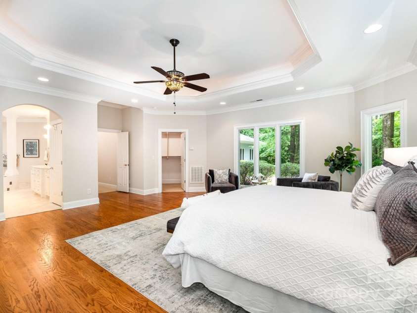 6868 St Peters Lane, Matthews, NC 28105.  MLS# CAR4251557, YatesRealty ID 12768. Primary Suite on main level