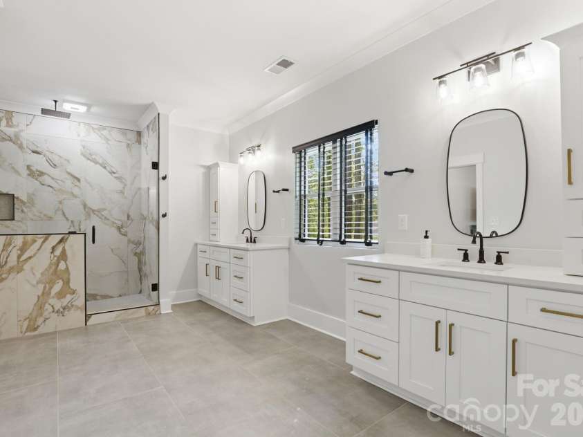 420 Stillwater Road, Troutman, NC 28166.  MLS# CAR4368989, YatesRealty ID 12771. Primary Bathroom 