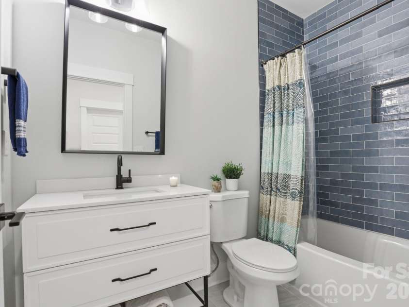 420 Stillwater Road, Troutman, NC 28166.  MLS# CAR4368989, YatesRealty ID 12771. Secondary Full Bathroom Main Floor