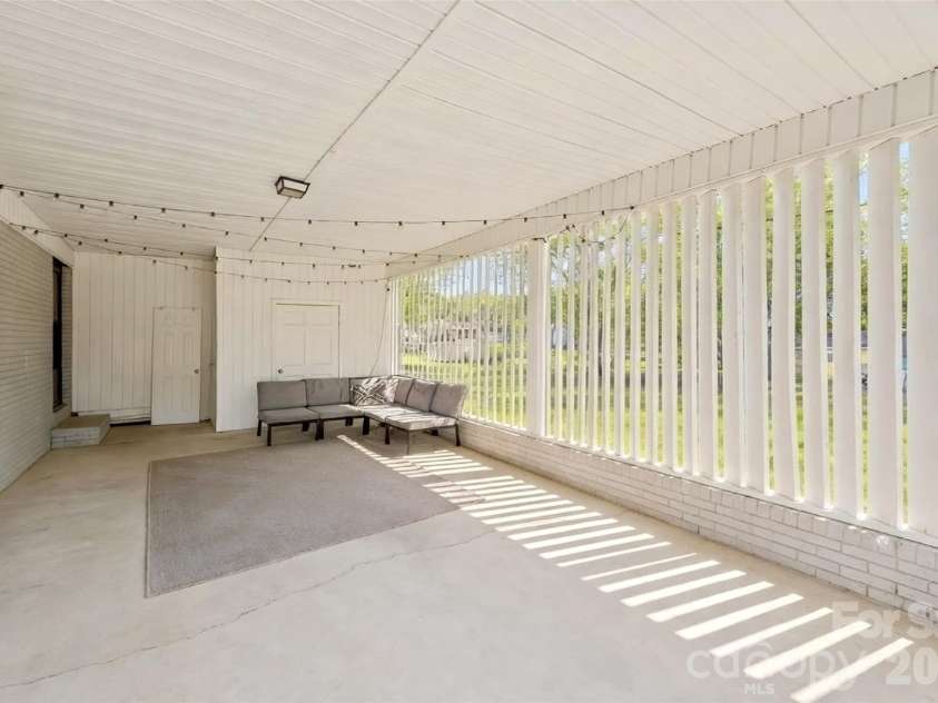 1061 Rembrandt Drive, Concord, NC 28027.  MLS# CAR4367039, YatesRealty ID 12772. 
