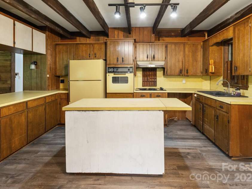 2235 NC 126 Highway, Morganton, NC 28655.  MLS# CAR4258058, YatesRealty ID 12773. 
