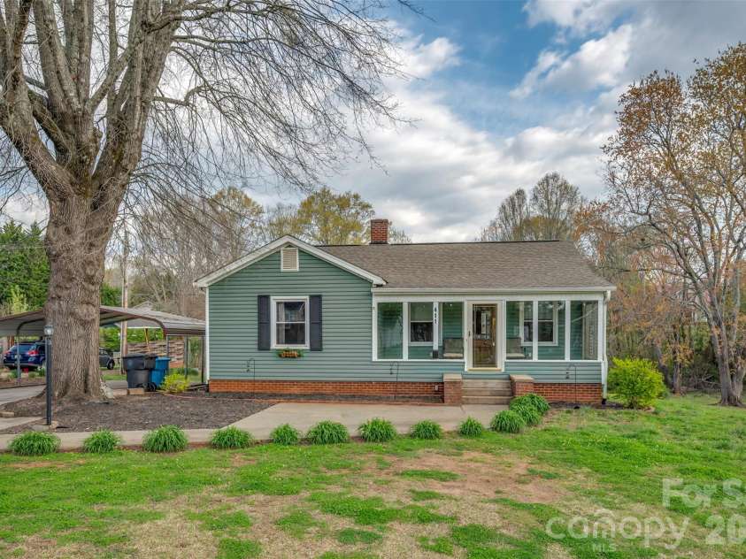 411 Arlington Street, Forest City, NC 28043.  MLS# CAR4360925, YatesRealty ID 12773. 