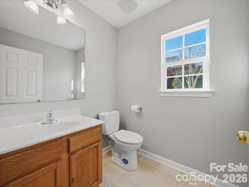 1968 8th Street Lane, Hickory, NC 28602.  MLS# CAR4401165, YatesRealty ID 12774. 