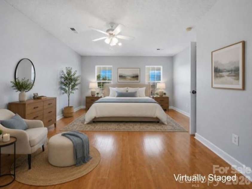 1968 8th Street Lane, Hickory, NC 28602.  MLS# CAR4401165, YatesRealty ID 12774. 