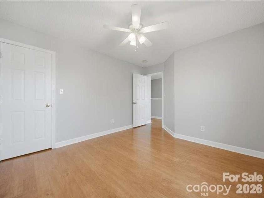 1968 8th Street Lane, Hickory, NC 28602.  MLS# CAR4401165, YatesRealty ID 12774. 