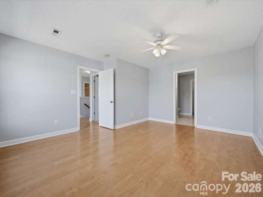 1968 8th Street Lane, Hickory, NC 28602.  MLS# CAR4401165, YatesRealty ID 12774. 