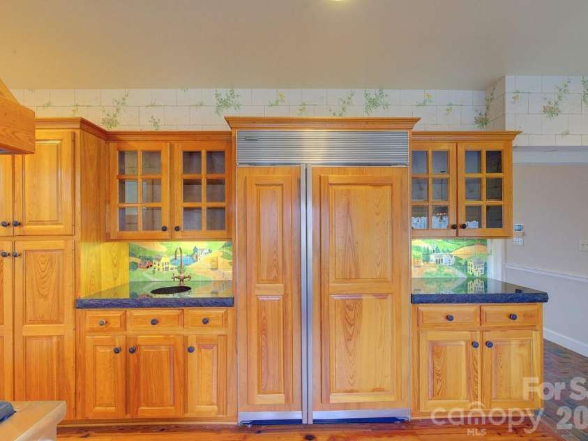 21 Eagle Rock Road, Landrum, SC 29356.  MLS# CAR4354129, YatesRealty ID 12776. 