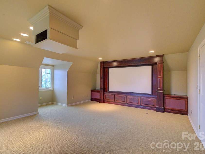 21 Eagle Rock Road, Landrum, SC 29356.  MLS# CAR4354129, YatesRealty ID 12776. Theatre/Bonus