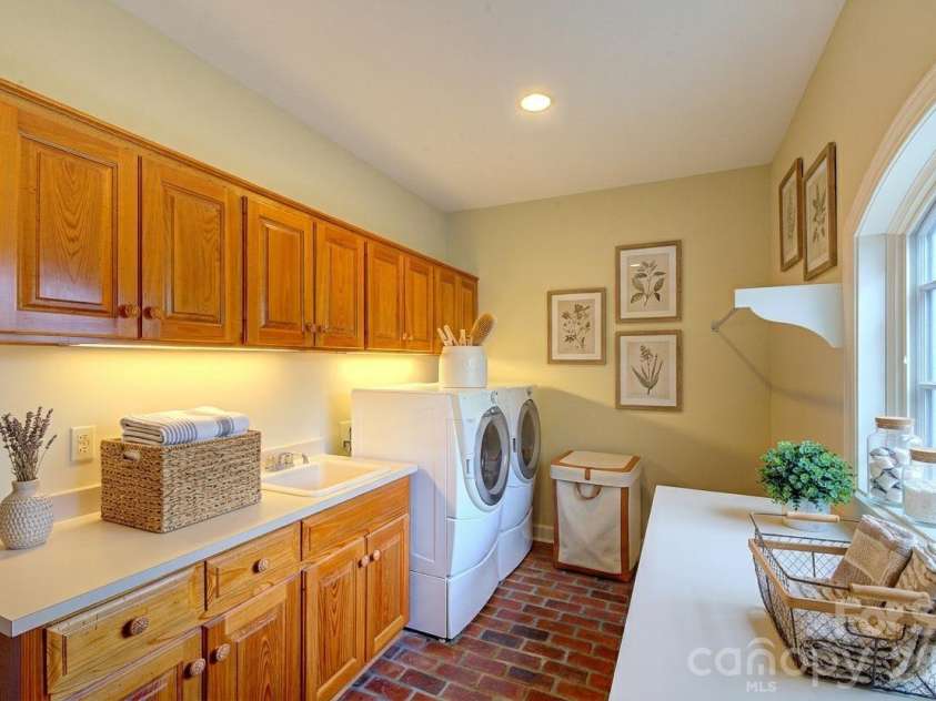 21 Eagle Rock Road, Landrum, SC 29356.  MLS# CAR4354129, YatesRealty ID 12776. Virtual