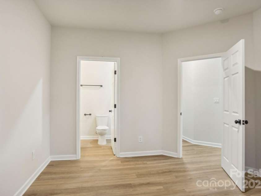 1423 Roseland Drive, Lincolnton, NC 28092.  MLS# CAR4204720, YatesRealty ID 12777. 