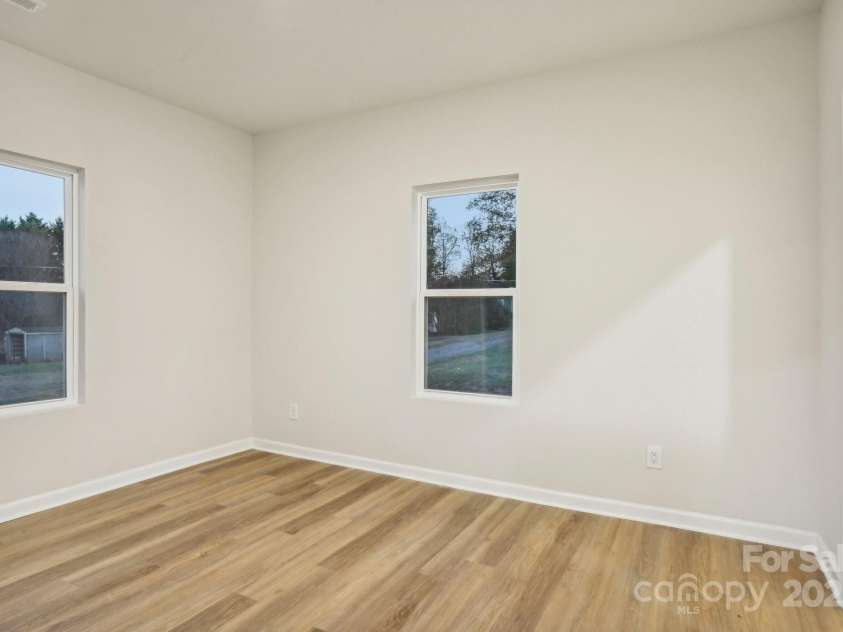 1423 Roseland Drive, Lincolnton, NC 28092.  MLS# CAR4204720, YatesRealty ID 12777. 