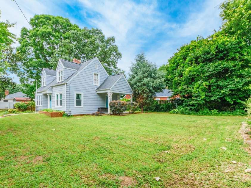 904 Venus Street, Kannapolis, NC 28083.  MLS# CAR4271799, YatesRealty ID 12777. 