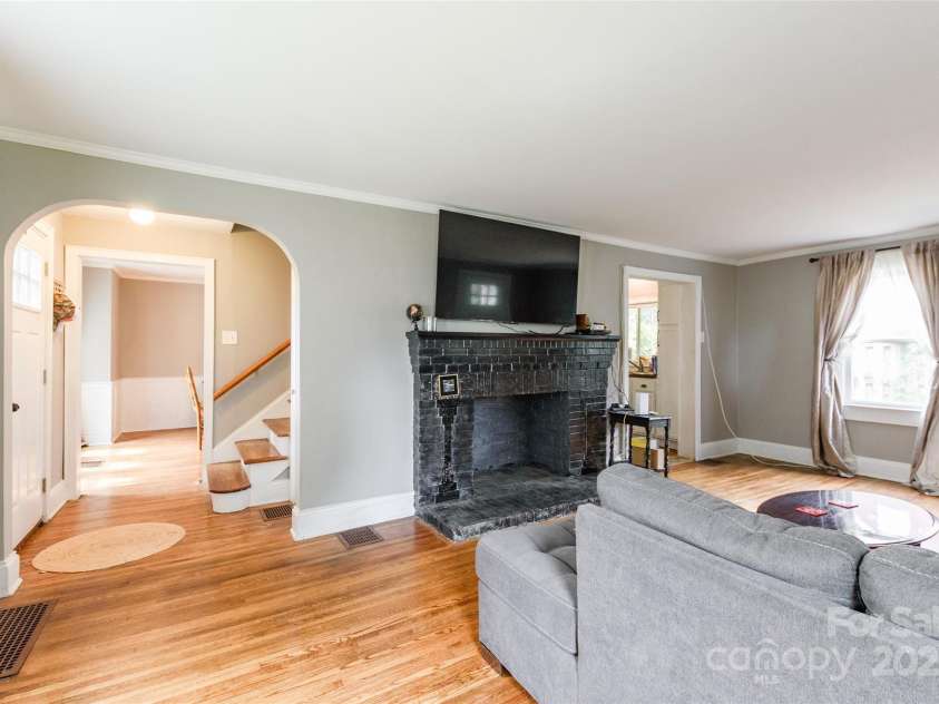 904 Venus Street, Kannapolis, NC 28083.  MLS# CAR4271799, YatesRealty ID 12777. 