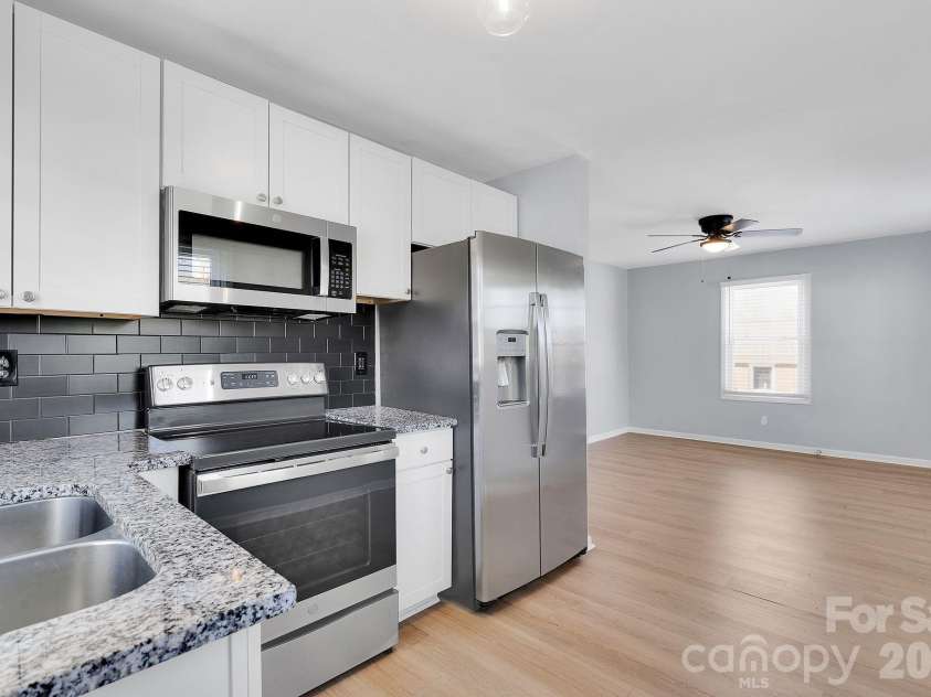 2607/2609 Celia Avenue, Charlotte, NC 28216.  MLS# CAR4336949, YatesRealty ID 12778. 
