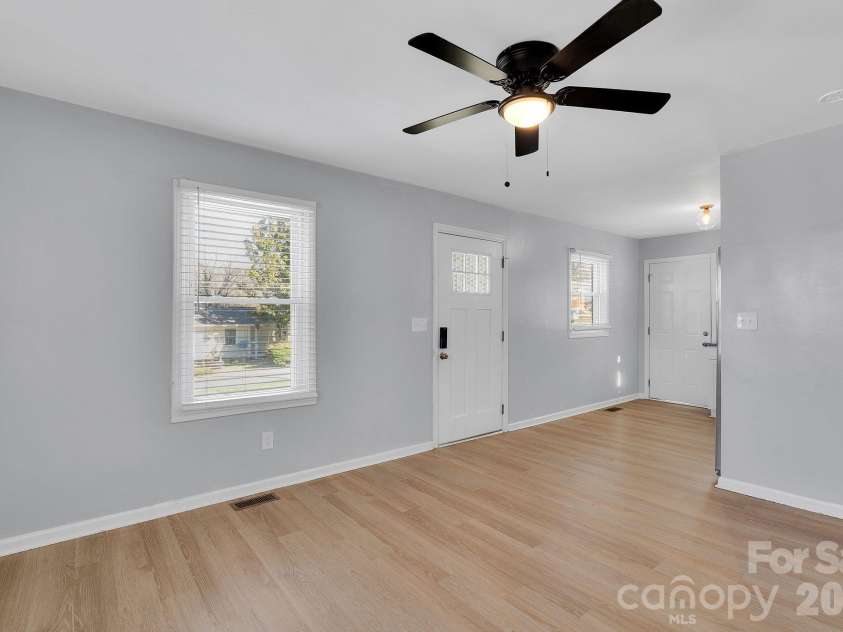 2607/2609 Celia Avenue, Charlotte, NC 28216.  MLS# CAR4336949, YatesRealty ID 12778. 