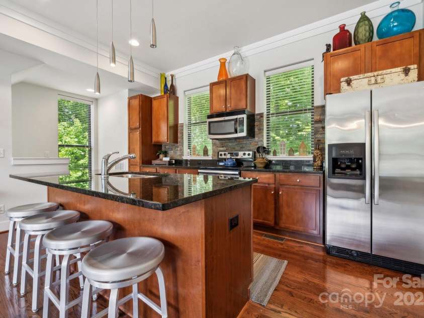 411 Steel Gardens Boulevard, Charlotte, NC 28205.  MLS# CAR4256830, YatesRealty ID 12778. 