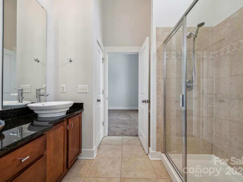 411 Steel Gardens Boulevard, Charlotte, NC 28205.  MLS# CAR4256830, YatesRealty ID 12778. 