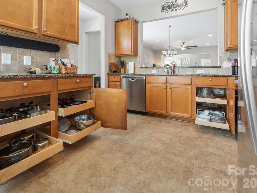 20237 Dovekie Lane, Fort Mill, SC 29707.  MLS# CAR4355810, YatesRealty ID 12779. 