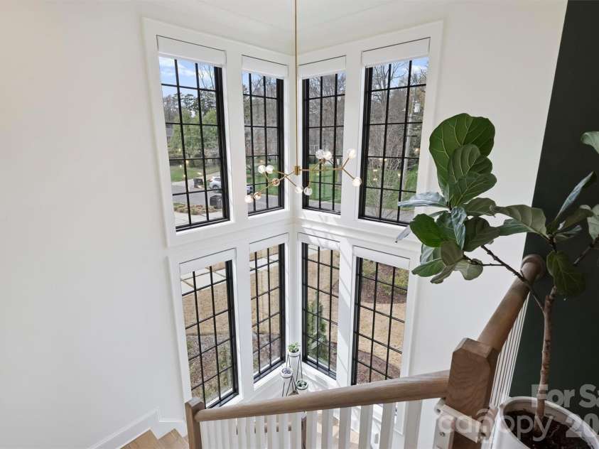 4542 Montclair Avenue, Charlotte, NC 28211.  MLS# CAR4353432, YatesRealty ID 12780. 