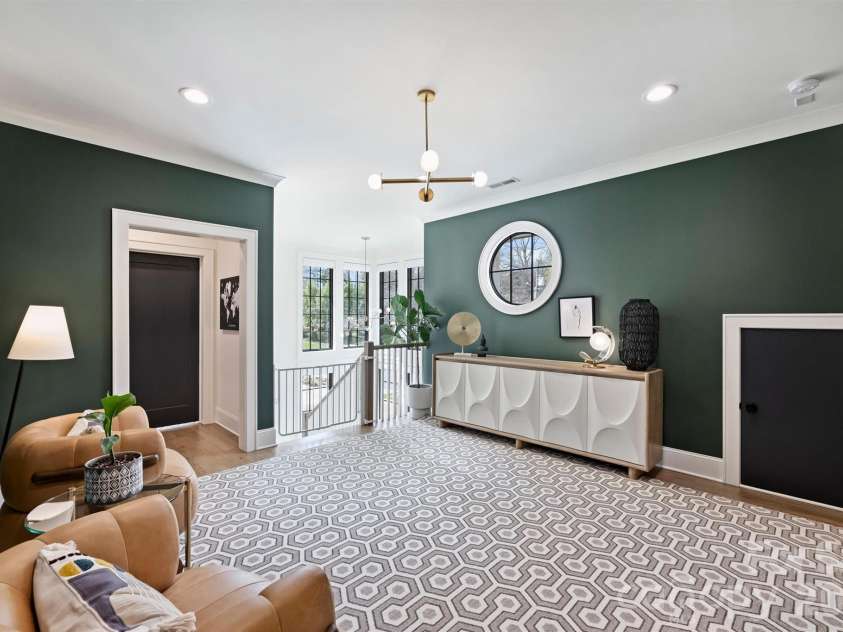 4542 Montclair Avenue, Charlotte, NC 28211.  MLS# CAR4353432, YatesRealty ID 12780. 
