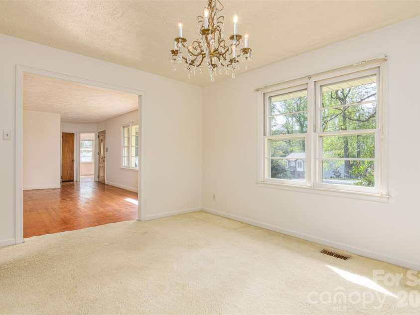 261 Cedar Lane, Arden, NC 28704.  MLS# CAR4366543, YatesRealty ID 12781. Dining Room