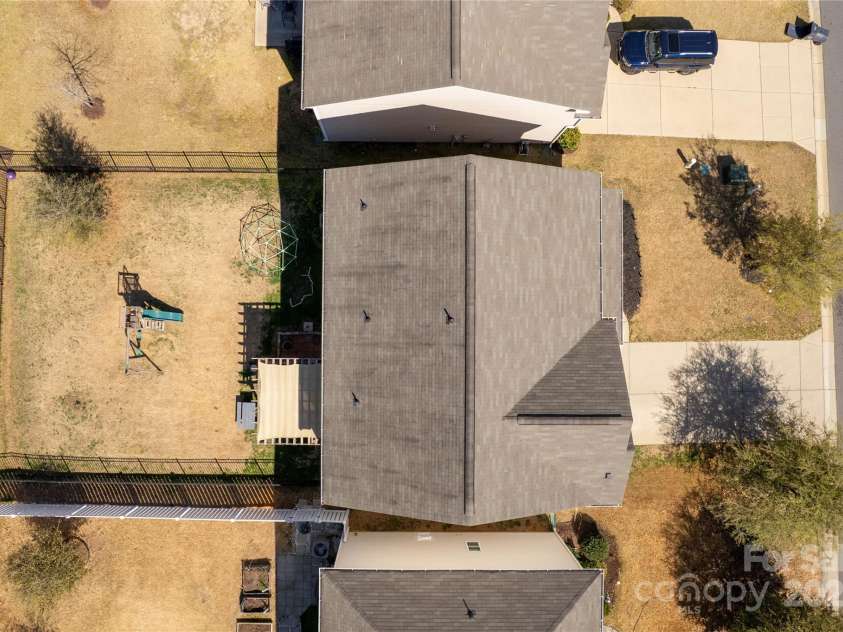 1519 Arcadia Bluff Drive, York, SC 29745.  MLS# CAR4237342, YatesRealty ID 12782. 