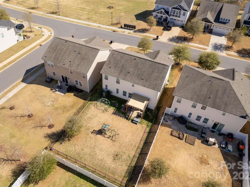 1519 Arcadia Bluff Drive, York, SC 29745.  MLS# CAR4237342, YatesRealty ID 12782. 