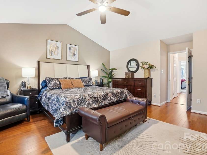 8540 Piccone Brook Lane, Charlotte, NC 28216.  MLS# CAR4358992, YatesRealty ID 12782. 