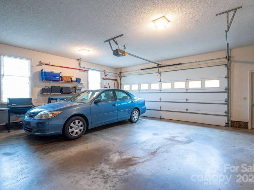 118 Sir Gregory Drive, Shelby, NC 28152.  MLS# CAR4250554, YatesRealty ID 12783. 