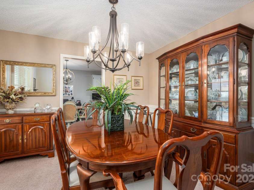 118 Sir Gregory Drive, Shelby, NC 28152.  MLS# CAR4250554, YatesRealty ID 12783. 