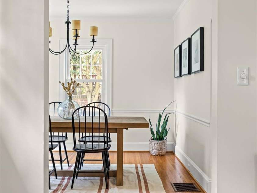 1825 Sprague Avenue, Charlotte, NC 28205.  MLS# CAR4358946, YatesRealty ID 12783. 