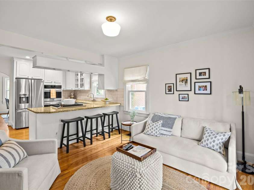 1825 Sprague Avenue, Charlotte, NC 28205.  MLS# CAR4358946, YatesRealty ID 12783. 