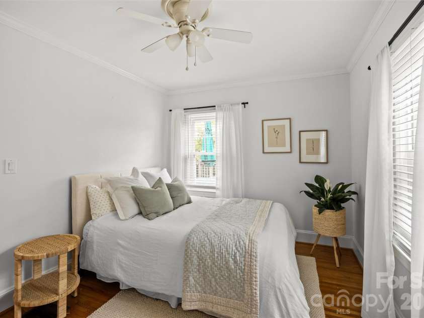 1825 Sprague Avenue, Charlotte, NC 28205.  MLS# CAR4358946, YatesRealty ID 12783. 