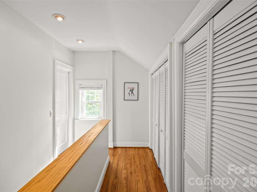 1825 Sprague Avenue, Charlotte, NC 28205.  MLS# CAR4358946, YatesRealty ID 12783. 