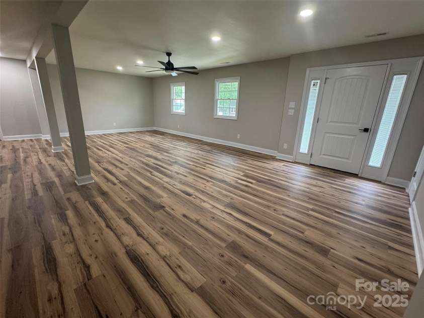 117 Woodland Avenue, Shelby, NC 28152.  MLS# CAR4252190, YatesRealty ID 12784. 