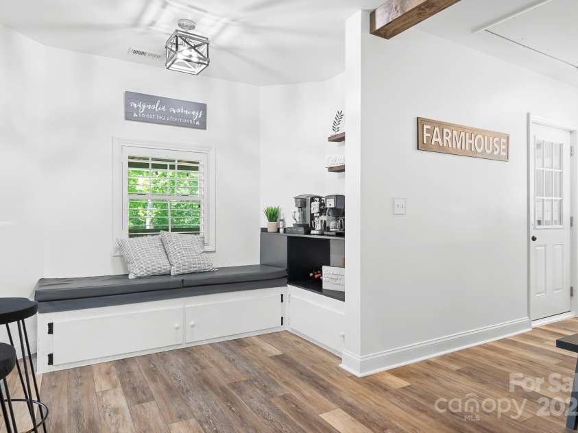 720 Cricket Lane, Mt Ulla, NC 28125.  MLS# CAR4254879, YatesRealty ID 12785. Coffee Bar